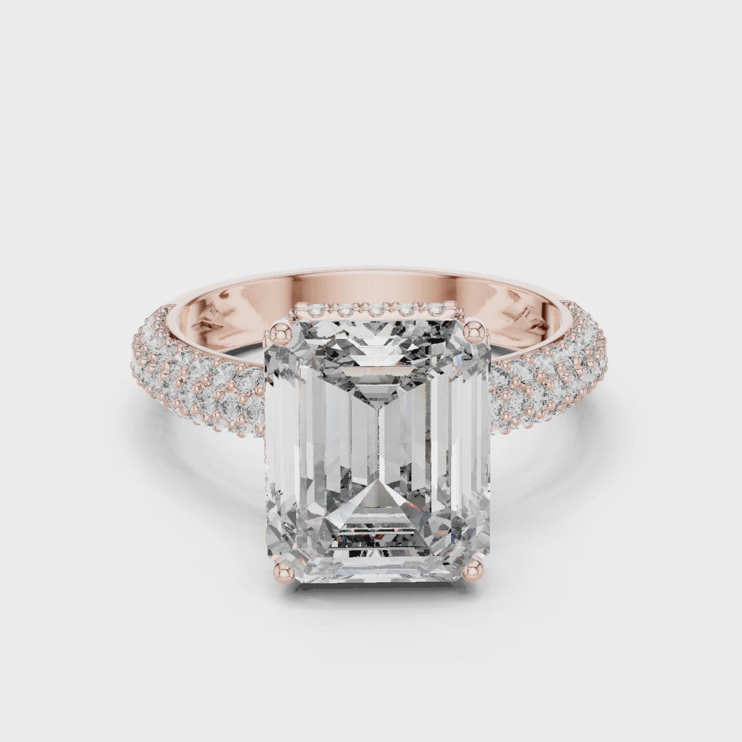 Aurevian Emerald Pavé Luxury Ring